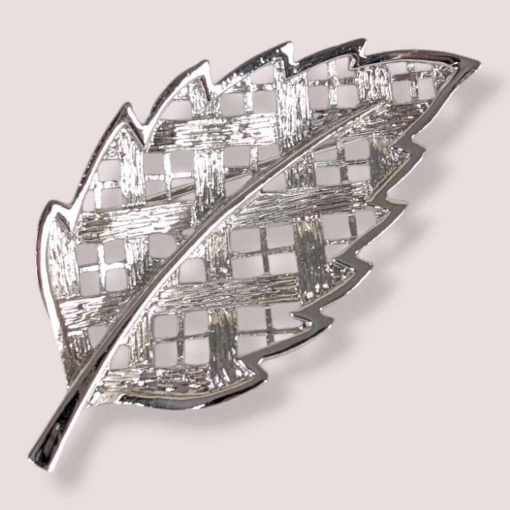 (2/$20) Vintage Cross Hatch Leaf Cut Out Brooch